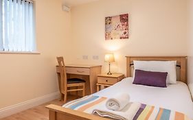 Donegan Court Aparthotel
